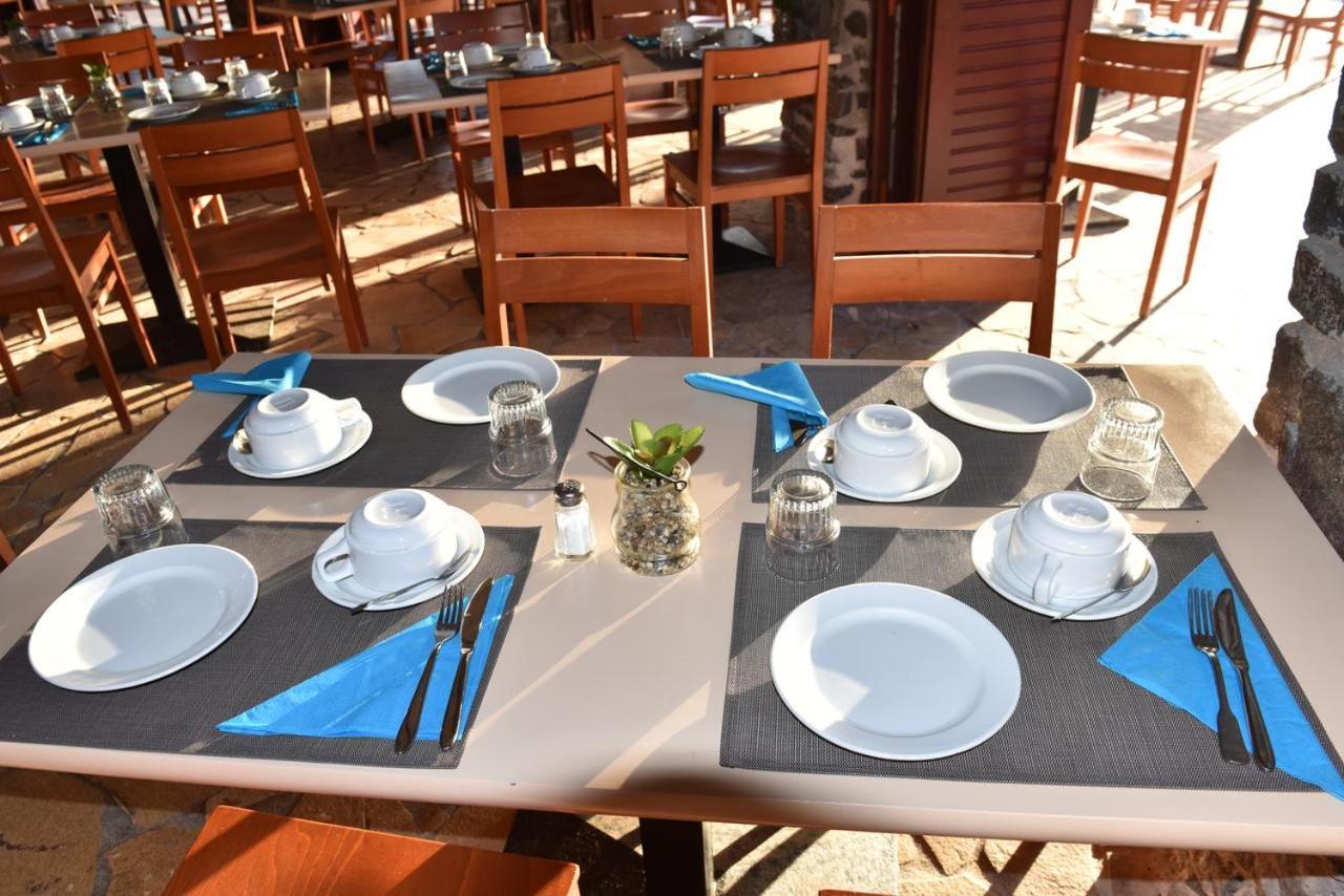 Tres Bel Appartement Avec Vue Mer, Acces Direct A La Plage Et Piscine Surveillee Saint-Francois  Εξωτερικό φωτογραφία